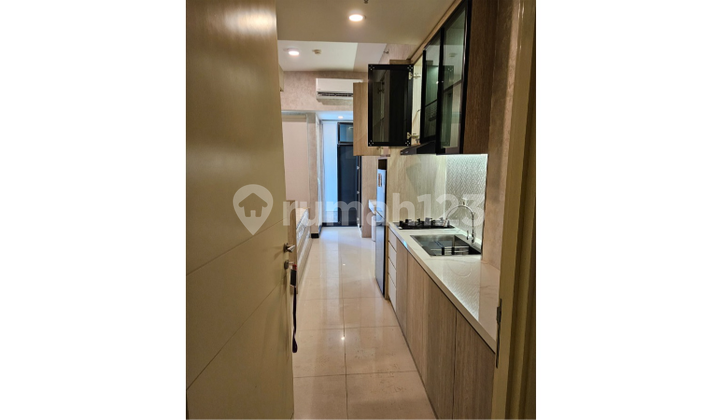 Amor Pakuwon City Apartment Studio Type 9th Floor Furnished