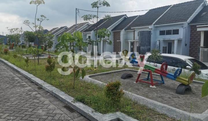 Ready-to-Occupy House in Alana Hills Driyorejo Housing