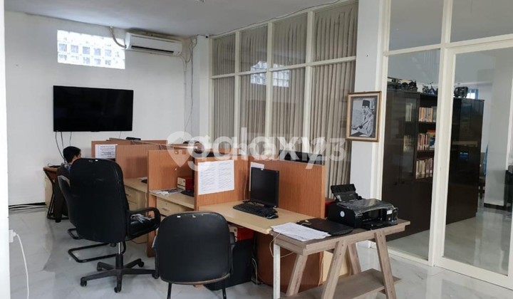 EX OFFICE BUILDING FURNISHED IN SIMO SUKOMANUNGGAL