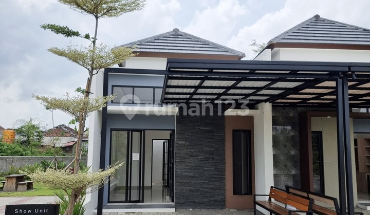 New House Without Down Payment Grand North Menganti Near Citraland and Pakuwon Mall New House Without Down Payment Grand North Menganti Near Citraland and Pakuwon Mall