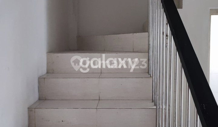 ZERO ROAD FRONTAGE SHOPHOUSE MANUKAN WEST SURABAYA 2