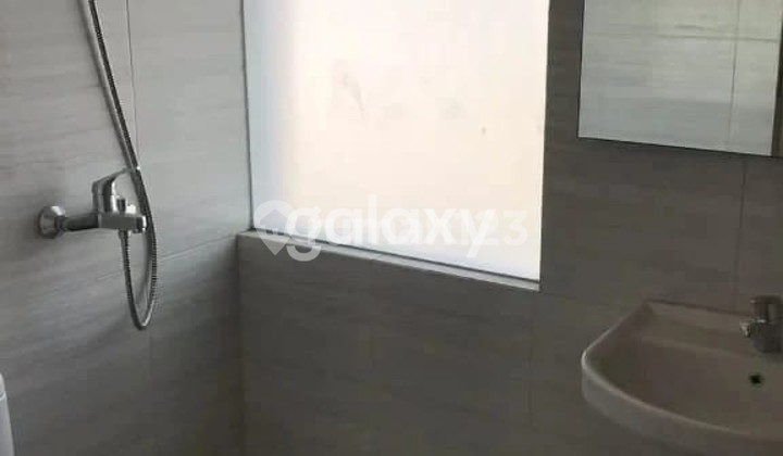 Rumah Minimalis Modern Grand Pakuwon Dekat Pergudangan Margomulyo 2