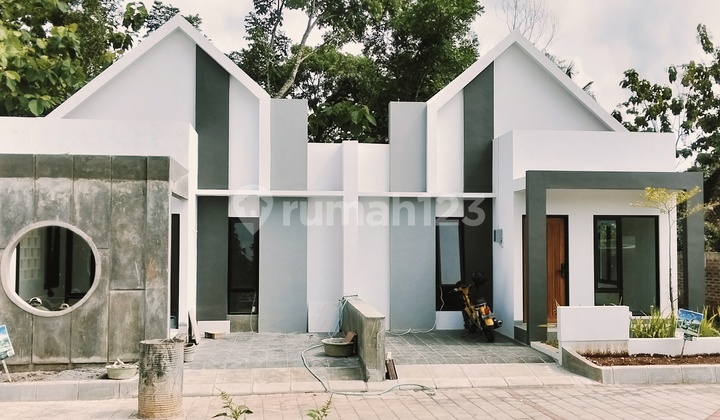 Dream Home with Smart Home Concept in the Heart of Wonosari City Dream Home with Smart Home Concept in the Heart of Wonosari City