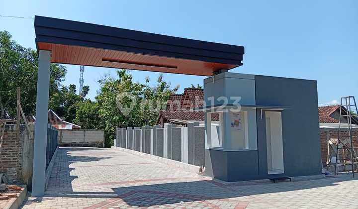 Perumahan Scandinavian dengan Fasilitas Kolam Renang