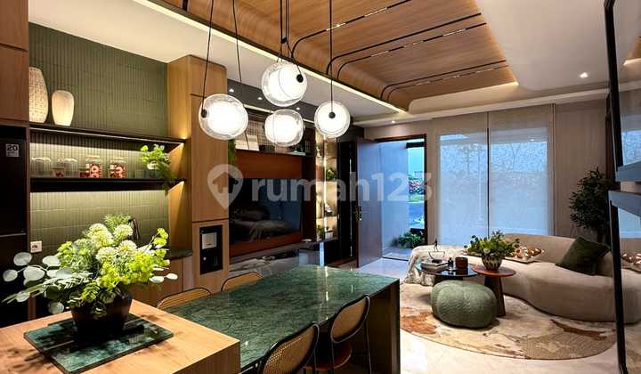 Two-Story House 7 Meters Wide, Nortwest Garden, West Surabaya, Bonus Canopy. 2