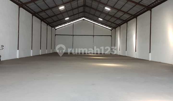 Disewakan Gudang Siap Pakai Nol Jalan Raya Greges Bebas Banjir Disewakan Gudang Siap Pakai Nol Jalan Raya Greges Bebas Banjir