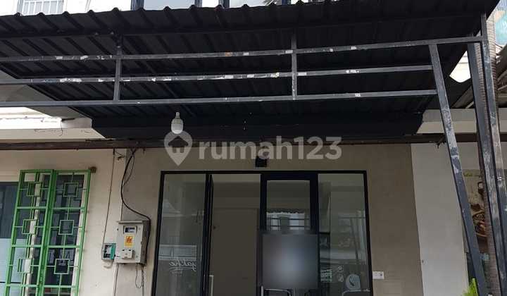 Disewakan Ruko 2 Lantai Pakuwon City Bebas Banjir Disewakan Ruko 2 Lantai Pakuwon City Bebas Banjir