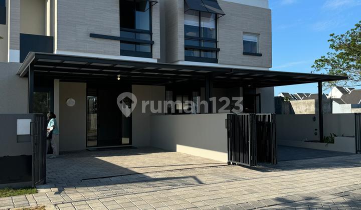 Selling Grand Sunrise 1 and 2 Story Units, Jade Type, 6 Width Progress