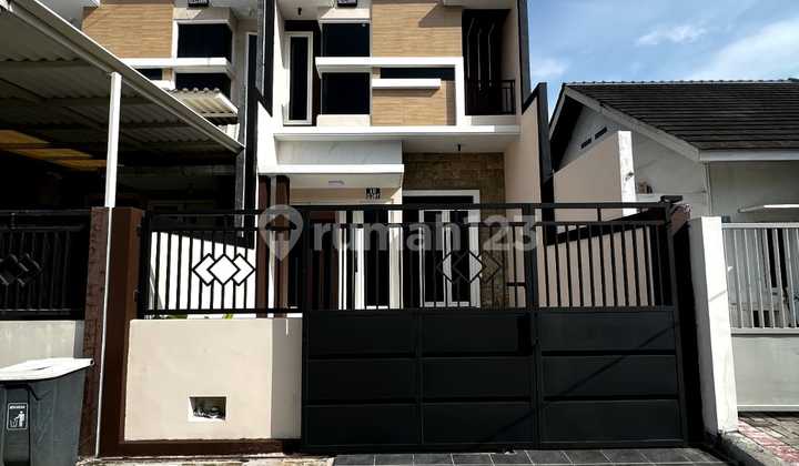 Ready Unit Gununganyar 2 Lantai Griya 99 Fasilitas Dekat  2