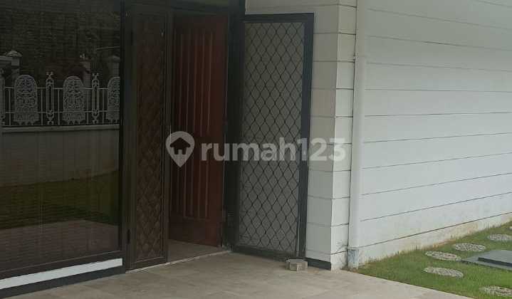 Dijual Rumah 1.5 Lantai Bersih Siap Pakai Margorejo Surabaya Dijual Rumah 1.5 Lantai Bersih Siap Pakai Margorejo Surabaya