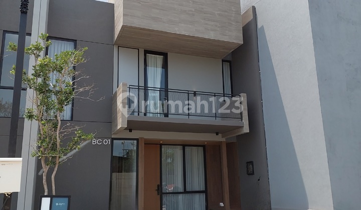 Rumah Lebar 7 Phase 4 Central Park Merr Surabaya Ready Nol Jalan