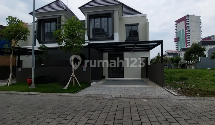 Rumah 2 Lantai Mewah Classic Type Madderia Bikin Nyaman Tinggal Di The Grand Kenjeran