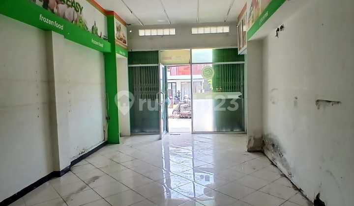 Commercial Property For Rent - 3 Storey Shophouse Mertasari Commercial Property For Rent - 3 Storey Shophouse Mertasari