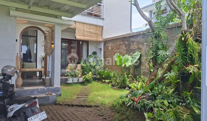 Villa 3 Bedrooms, Fully Furnished. Only 700 Meters to Kedungu Beach.