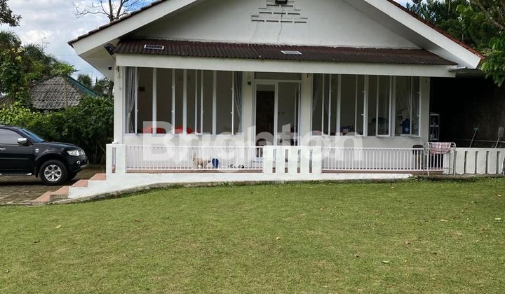 PANCAWATI VILLA HOUSE, VERY SPACIOUS YARD