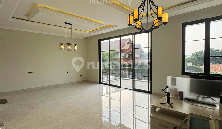 For Sale Rumah American Classic 3 Lantai + Rooftop Type Cendana Dalam Cluster Mewah Di Jagakarsa 2