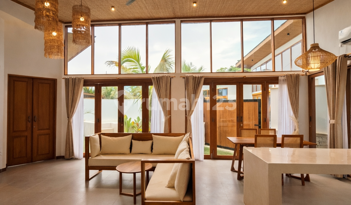 Free 2 Months - Nusa Penida Villa Rental 2BR with Private Jacuzzi, 180 Million/Year