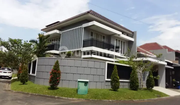 Dijual Rumah mewah di Kota Malang 1