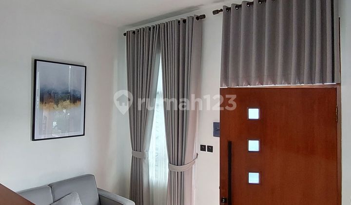 Setra Duta 3-Story House 2