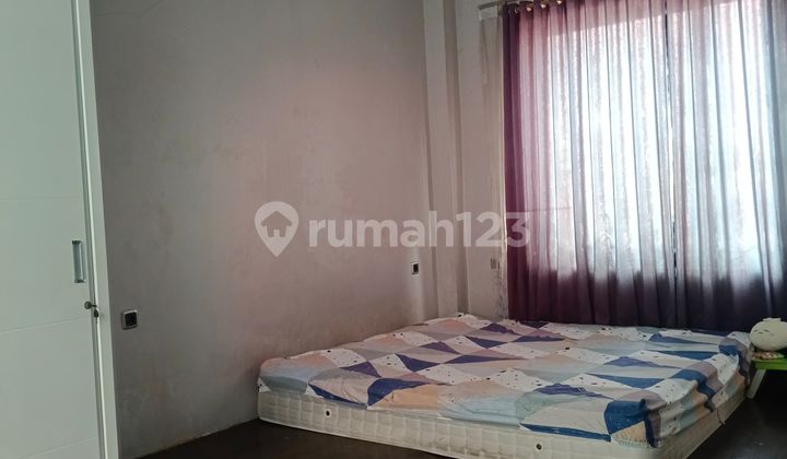 Rumah 3 Lantai Hook Depok Rumah 3 Lantai Hook Depok