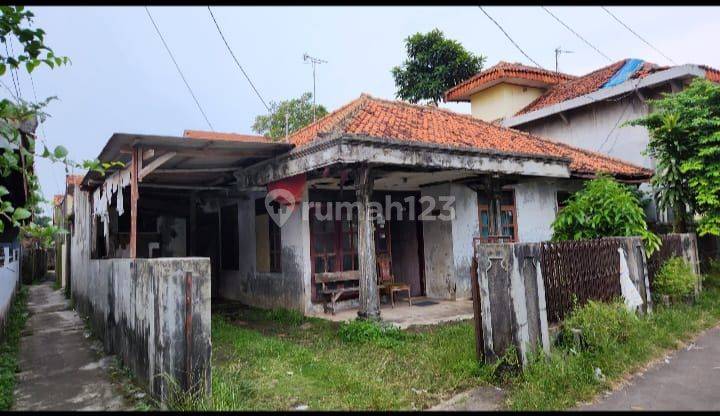 Rumah Strategis Harga Terjangkau! 1
