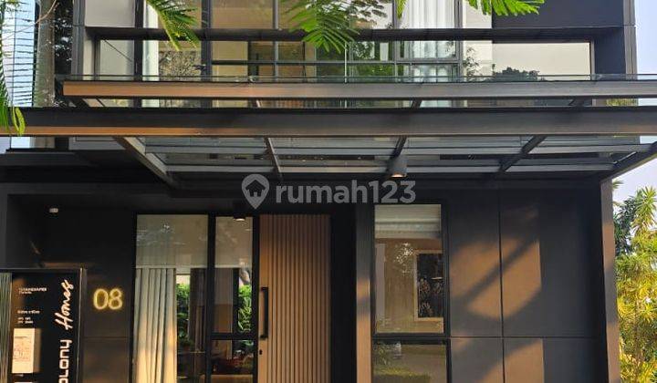 Dijual Rumah Mewah The Colony di Lippo Cikarang 1
