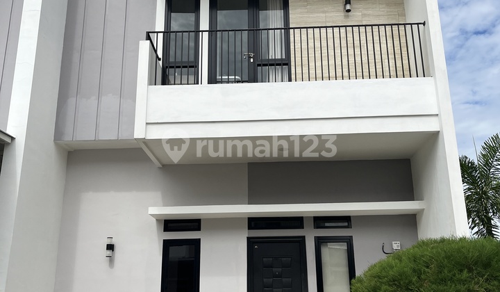 Hunian Elegan Di Tengah Kota Makassar De Upa Mansion