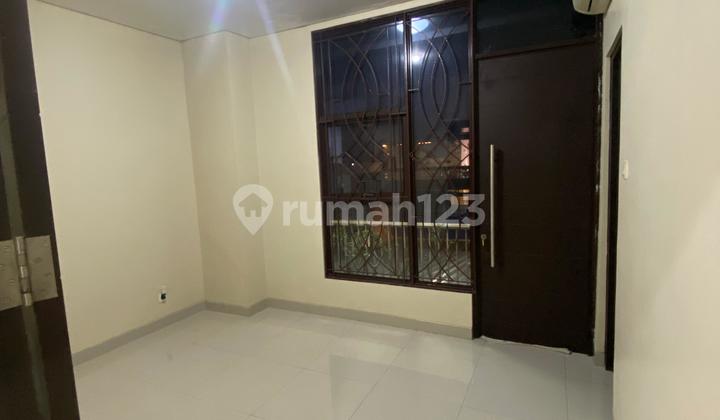 Dijual Rumah Semi Furnished di Alam Surya 96 2
