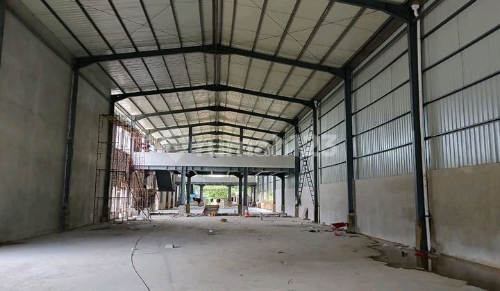 For Sale Factory in Lippo Cikarang Industrial Area, Land Area 3451M², Building Area 2172M² (New Building)