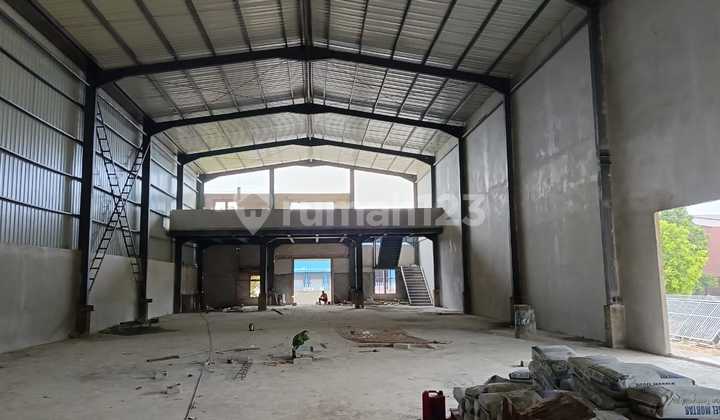 For Sale Factory in Lippo Cikarang Industrial Area, Land Area 3451M², Building Area 2172M² (New Building)