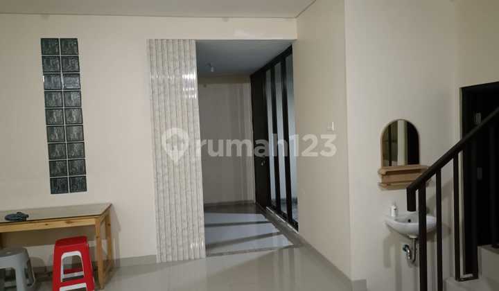 Disewakan Rumah di Alam Surya 96