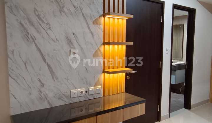 Disewakan Apartemen Orange County Lippo Cikarang Furnished 1 Kamar Tidur Type Studio Bagus Murah Bisa Nego 2