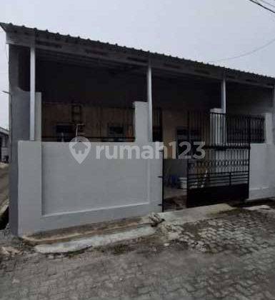 Sewa Rumah Siap Huni dan Nyaman Perum Medoho Indah. Gayamsari Semarang – LIA 10196 1