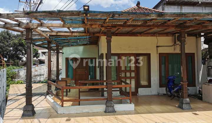 Strategic Area Ring Road House for Rent. Yogyakarta - 11041 Strategic Area Ring Road House for Rent. Yogyakarta - 11041