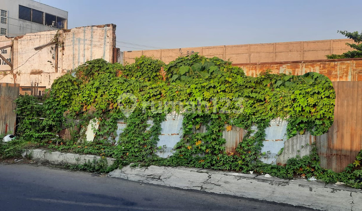 Strategic land in the Gayamsari area, Semarang – 10796 1