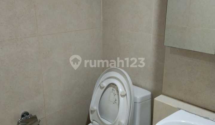 Warhol Apartment Ready to Live and Comfortable in Central Semarang Area - 11177 2