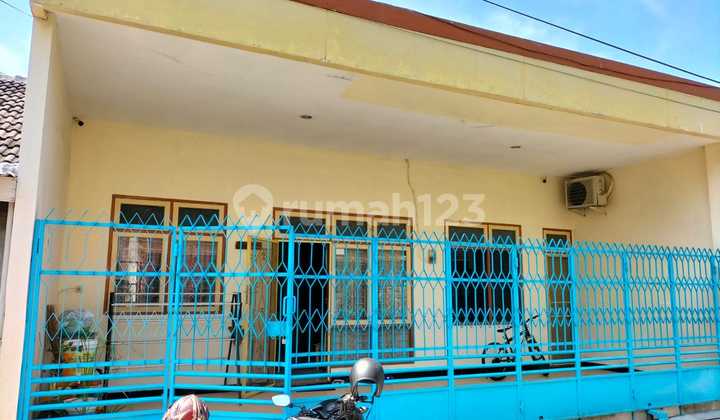 Ready-to-Occupy and Comfortable House in Medoho Indah Housing, Semarang - 10407 1