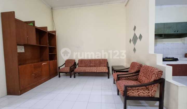  Rumah Siap Huni dan Nyaman daerah. Gajah Mungkur – 10847 2