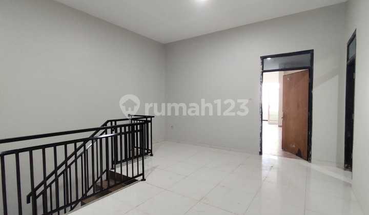 Rumah Siap Huni dan Nyaman Daerah Bukit Sari - 11099 2