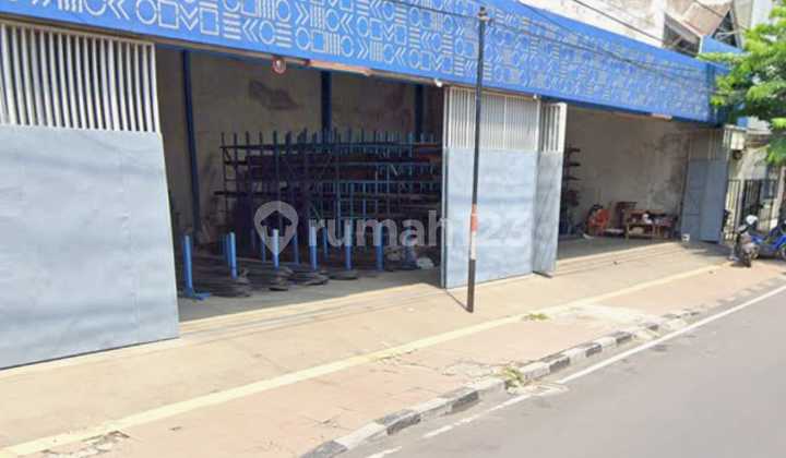 Ready-to-Use Shop House, Strategic Miroto Area - 11101 2