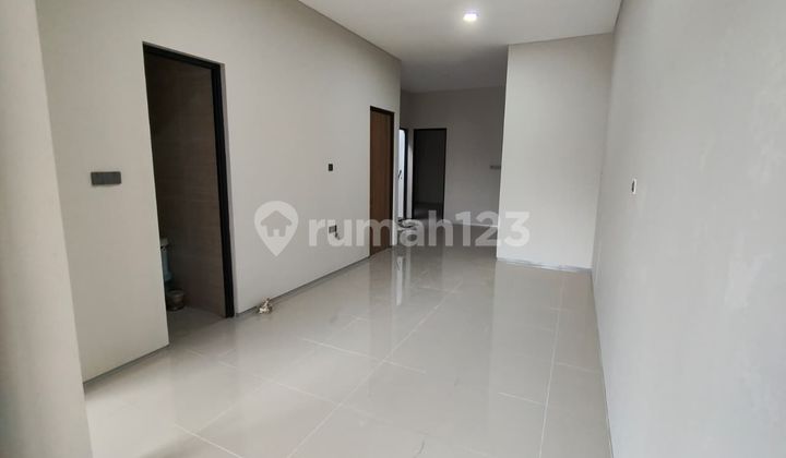 Rumah Siap Huni dan Nyaman Daerah Tanah Mas Semarang - 11147 2