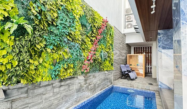 Ready-to-Occupy and Comfortable House in Citragrand Semarang-11221 2