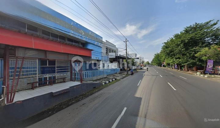 Strategic Building, Ready to Use Jl. Dr. Cipto East Semarang – 10388 2