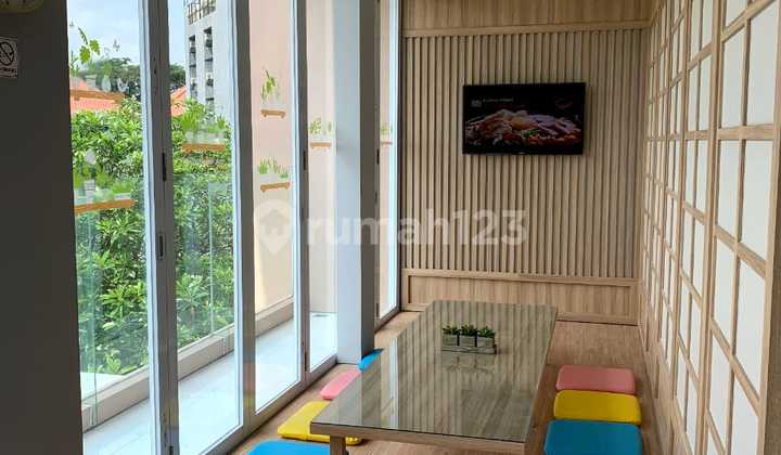 Productive Kos in Citraland Waterfront, High Turnover, Near Pakuwon Mall, Graha Famili.