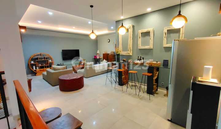 Rumah Mewah 4 Kamar Tidur Design Luxury Di Cipaku Bandung 2