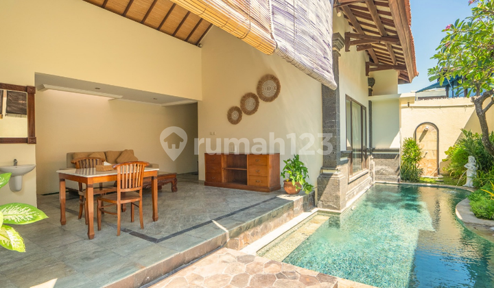 Villa 1br Full Furnished Traditional Classic Design Di Seminyak Dekat Sunset Road Kuta