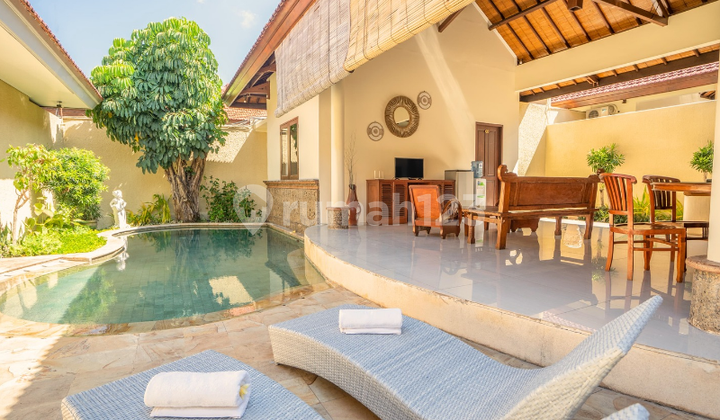 Villa 3br Full Furnished Traditional Classic Design Di Seminyak Dekat Sunset Road Kuta