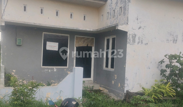 Affordable House in Menganti Area, Gresik Affordable House in Menganti Area, Gresik