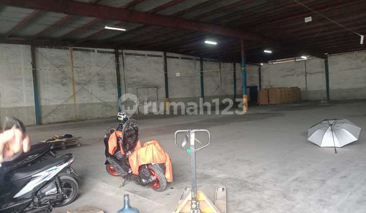 WAREHOUSE FOR RENT IN DAAN MOGOT CENGKARENG WEST JAKARTA ROADSIDE