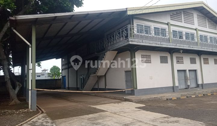 Warehouse for Rent in a Strategic Area Near the Main Road Warehouse for Rent in a Strategic Area Near the Main Road